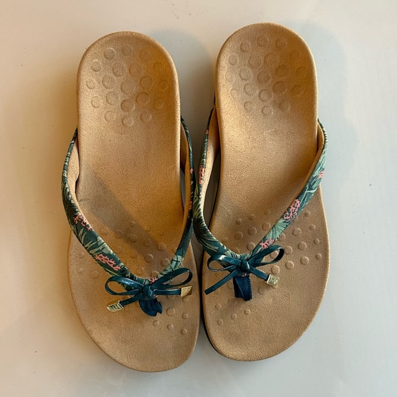 VIONIC BELLA TOE POST SANDAL orthotic for plantar fasciitis Flip Flops - Picture 2 of 13